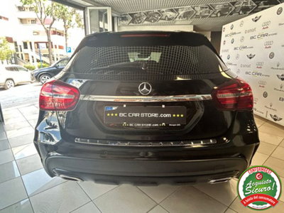 Mercedes-Benz GLA SUV 200 d Automatic 4Matic Premium (5)