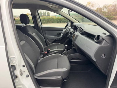 Dacia Duster 1.5 Blue dCi 8V 115 CV 4x4 Essential (13)