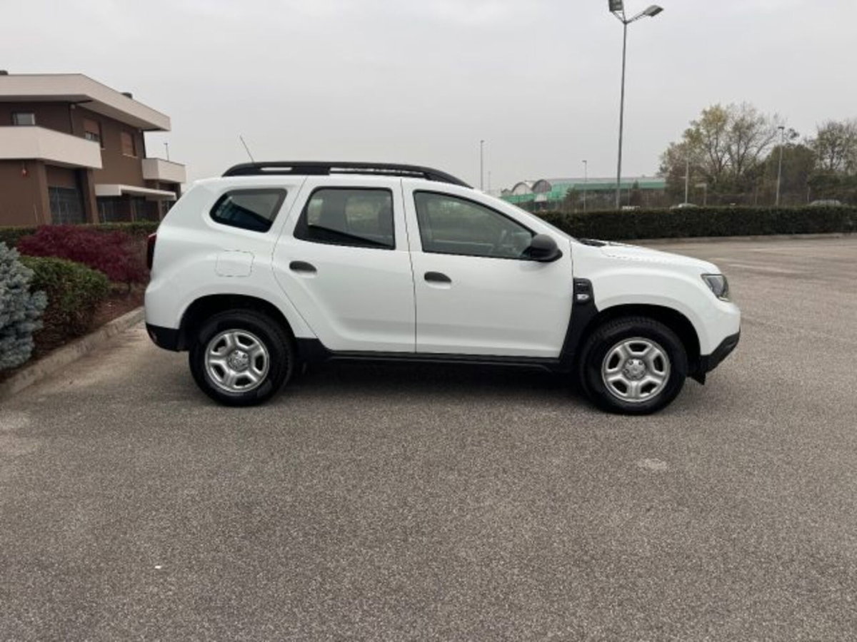 Dacia Duster 1.5 Blue dCi 8V 115 CV 4x4 Essential (16)