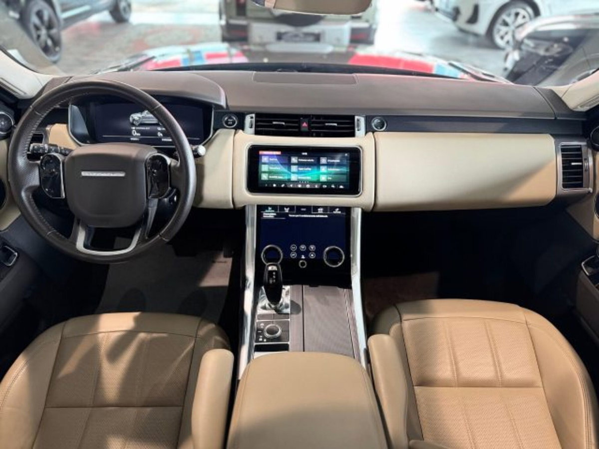 Land Rover Range Rover Sport 2.0 Si4 HSE (10)