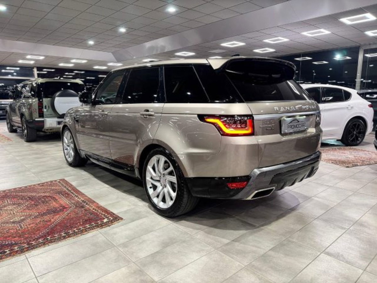 Land Rover Range Rover Sport 2.0 Si4 HSE (5)