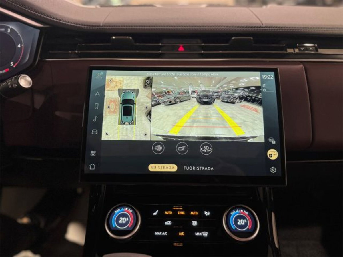 Land Rover Range Rover Sport 3.0D l6 249 CV HSE Dynamic Stealth (12)
