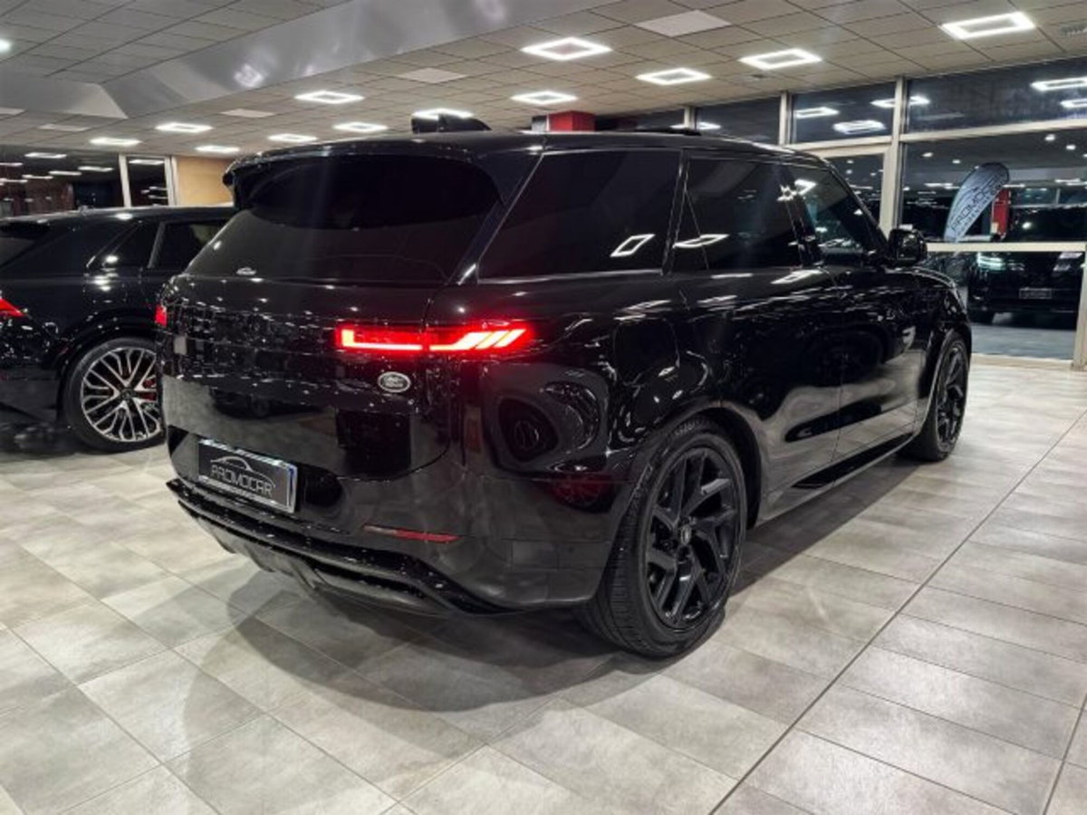 Land Rover Range Rover Sport 3.0D l6 249 CV HSE Dynamic Stealth (4)