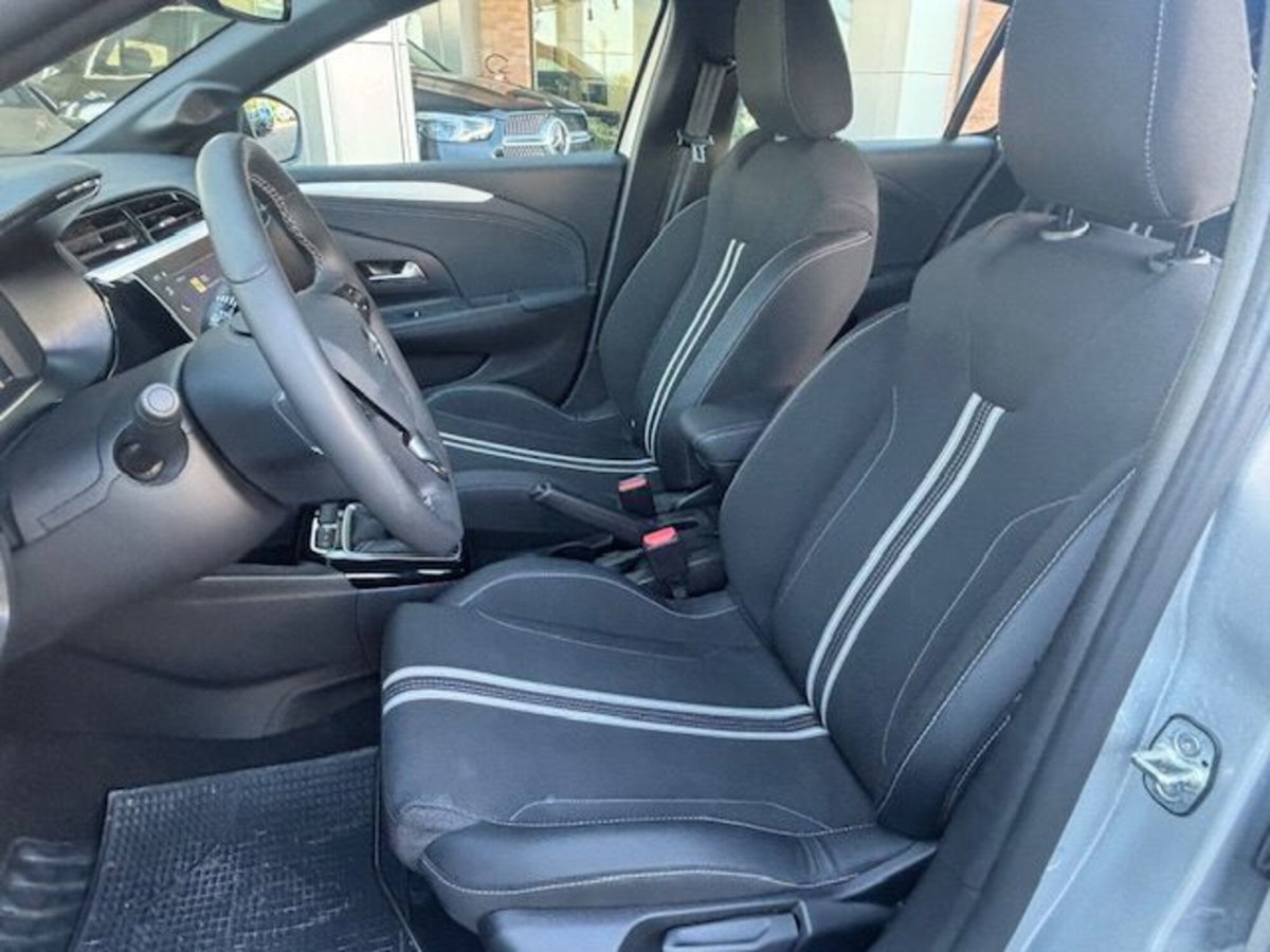 Opel Corsa 1.2 100 CV GS Line (10)