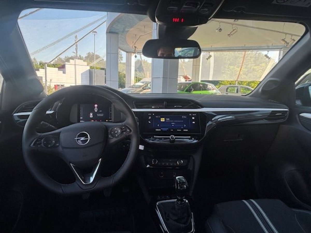 Opel Corsa 1.2 100 CV GS Line (9)