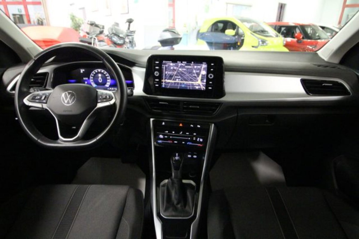 Volkswagen T-Roc 2.0 tdi Life 150cv dsg (11)