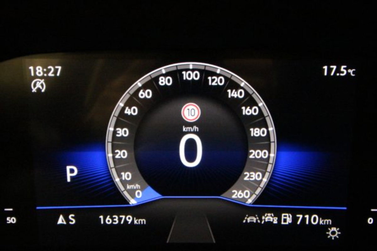 Volkswagen T-Roc 2.0 tdi Life 150cv dsg (8)
