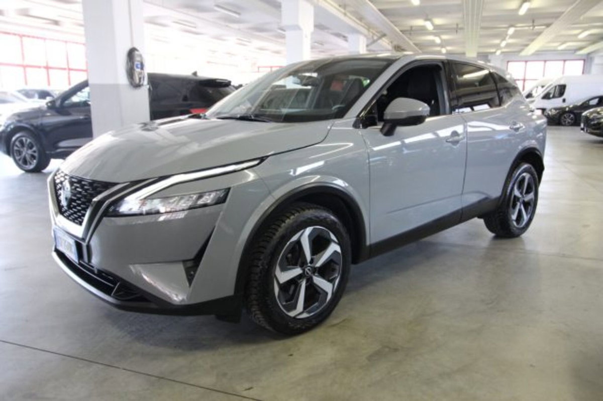 Nissan Qashqai 1.3 mhev N-Connecta 2wd 140cv (2)