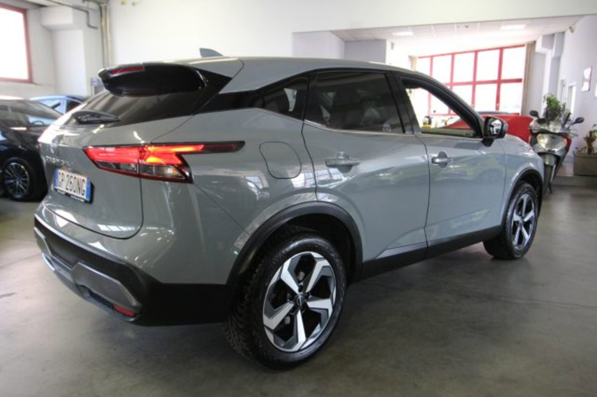 Nissan Qashqai 1.3 mhev N-Connecta 2wd 140cv (5)