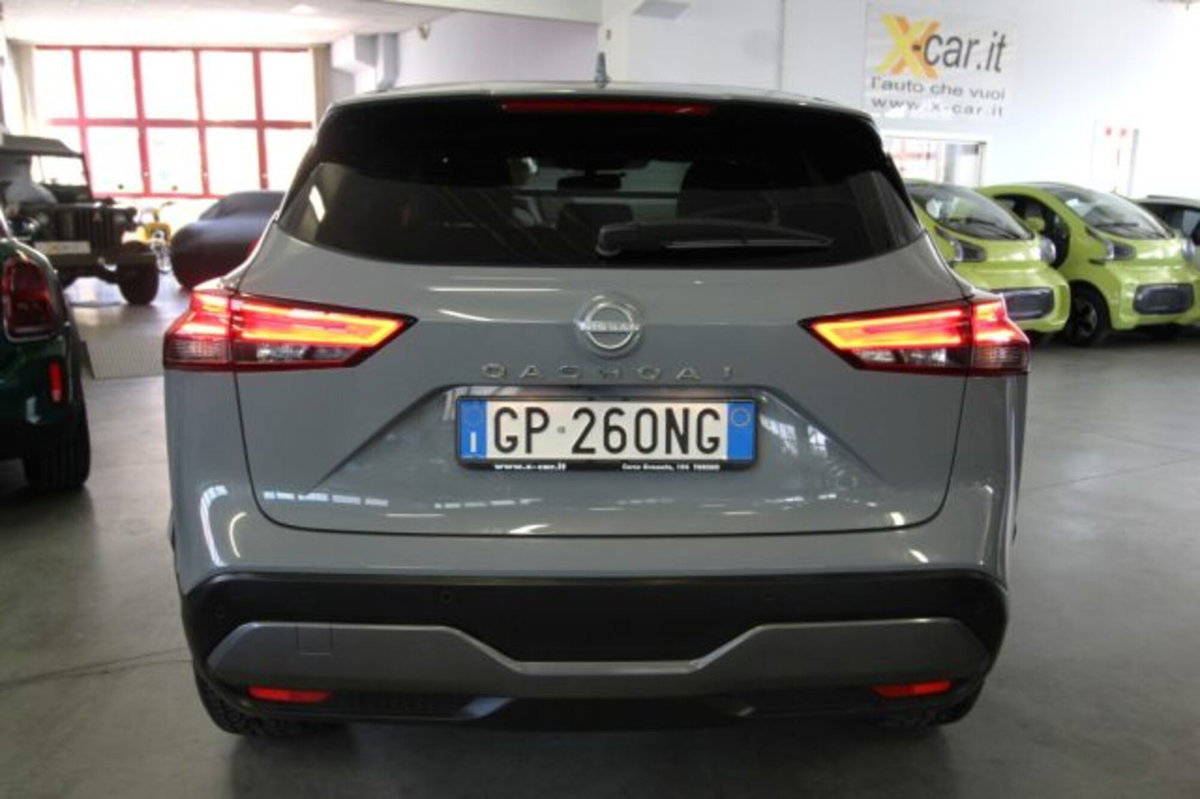 Nissan Qashqai 1.3 mhev N-Connecta 2wd 140cv (6)
