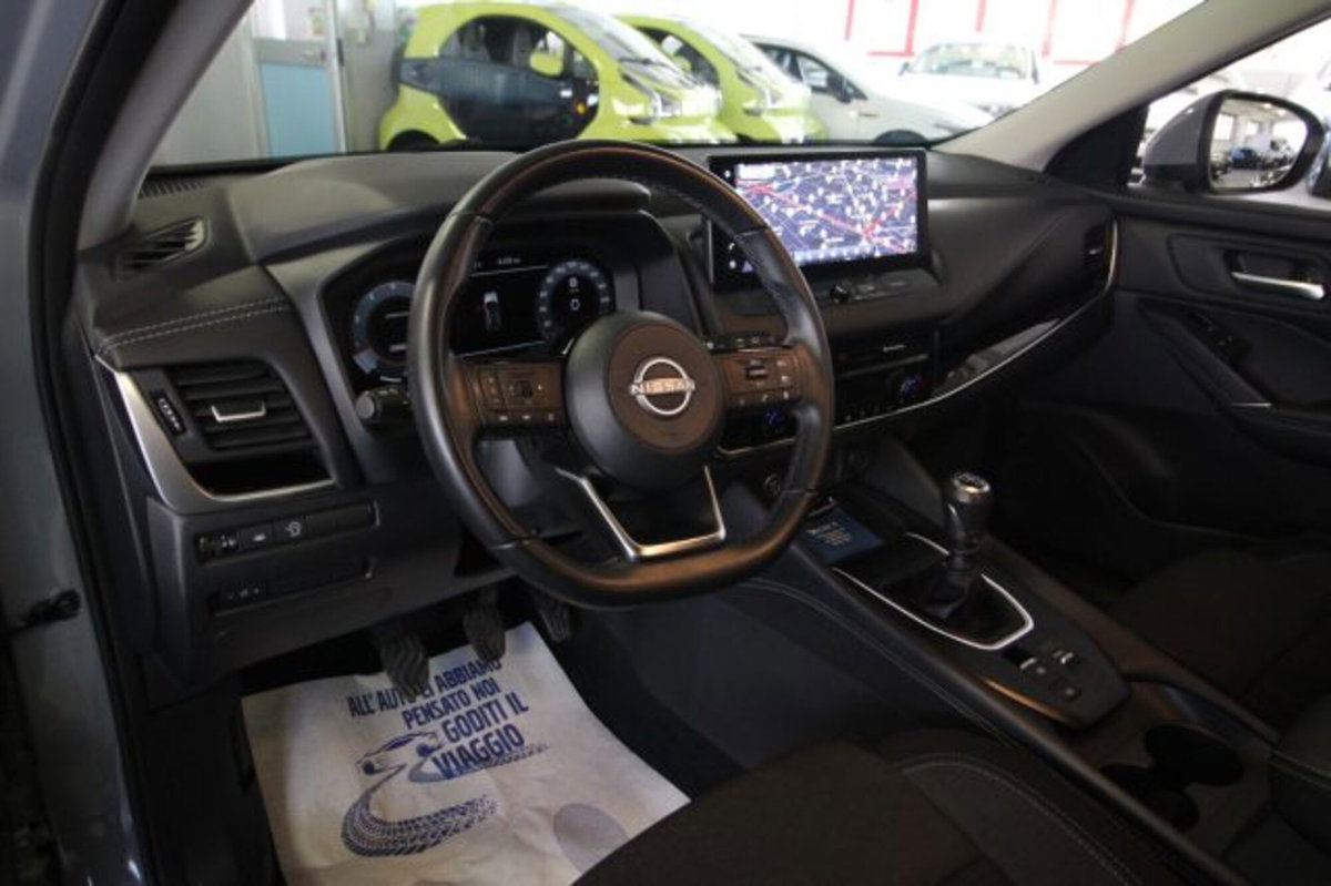 Nissan Qashqai 1.3 mhev N-Connecta 2wd 140cv (7)