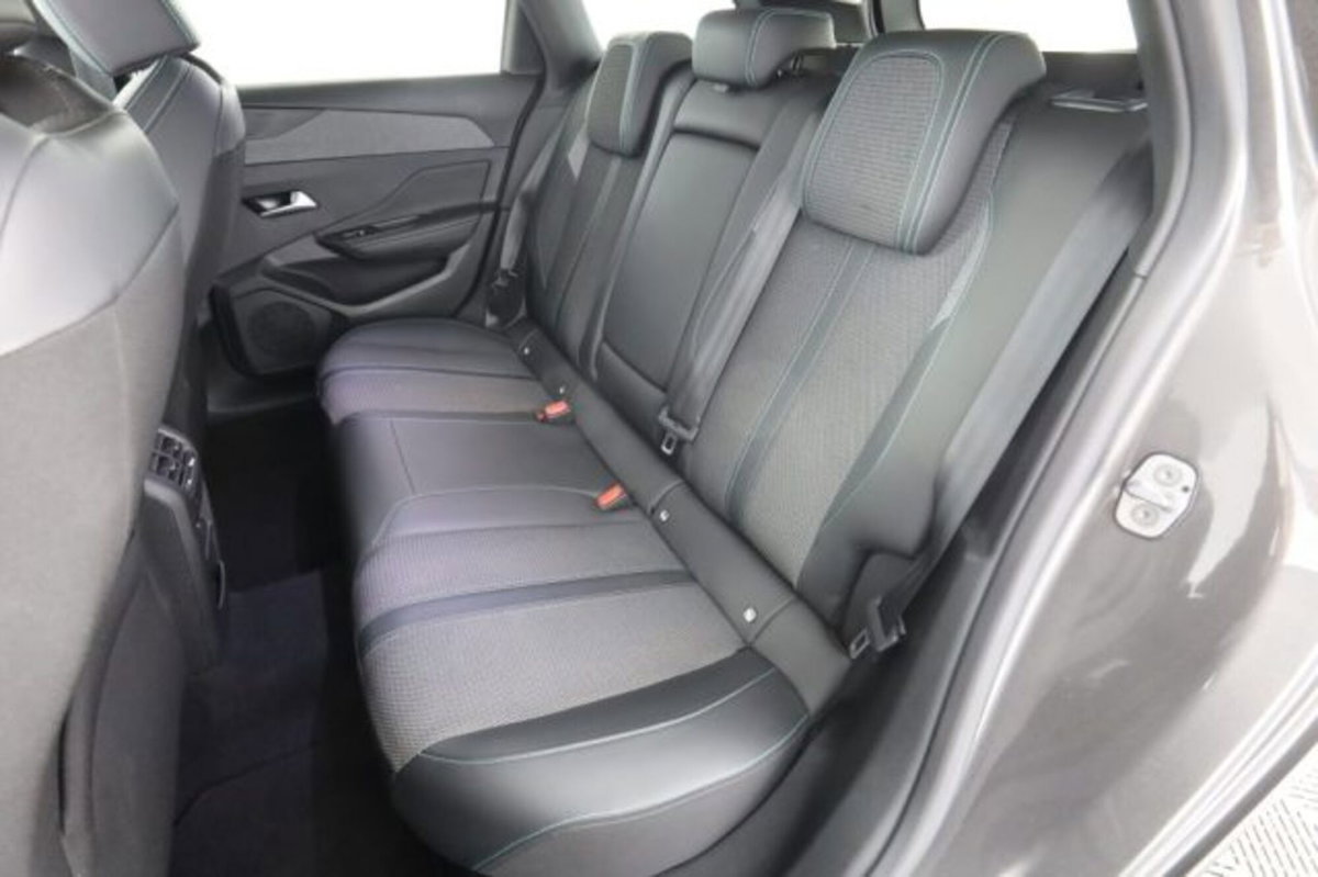 Peugeot 308 SW 1.5 bluehdi Allure s&s 130cv eat8 (3)