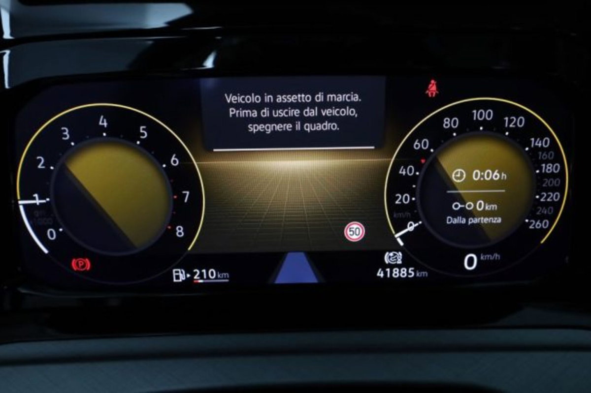 Volkswagen Golf 1.0 TSI EVO Life (7)