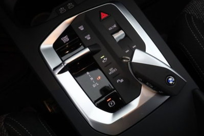 BMW Serie 1 120 48V MSport Design auto (13)