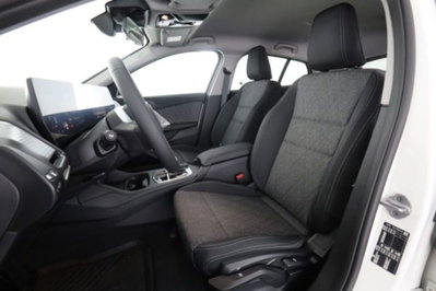 BMW Serie 1 120 48V MSport Design auto (2)
