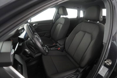 Audi A3 Sportback 30 TDI S tronic Business (2)