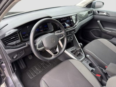 Volkswagen Polo 1.0 tsi Life 95cv (9)
