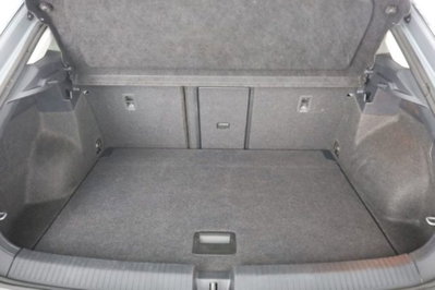 Volkswagen T-Roc 1.0 tsi Style 115cv (6)