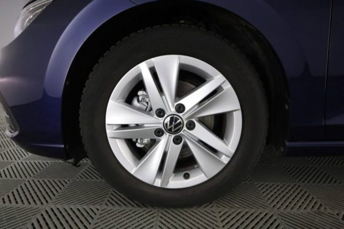 Volkswagen Golf 1.0 TSI EVO Life (8)