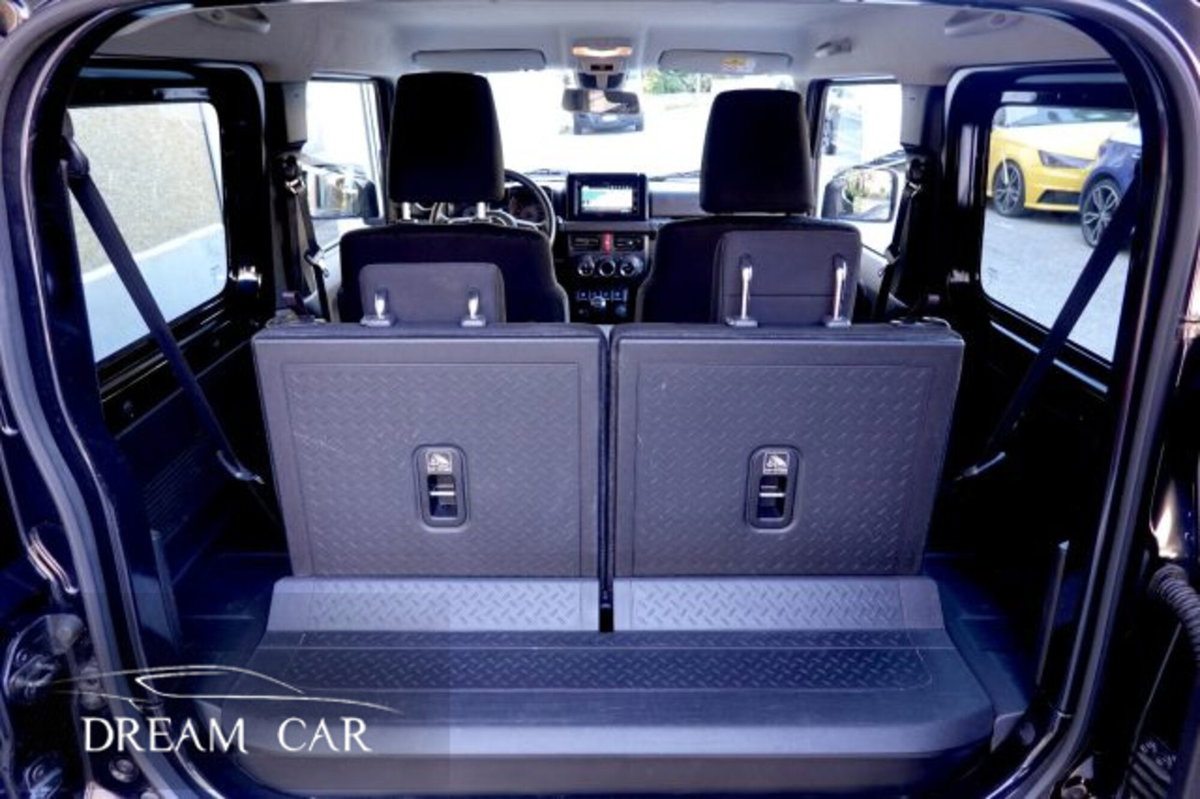 Suzuki Jimny 1.5 5MT Top (11)