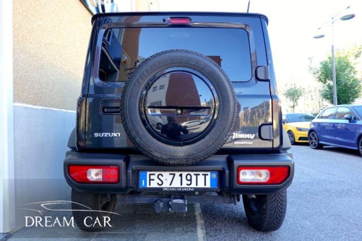 Suzuki Jimny 1.5 5MT Top (4)