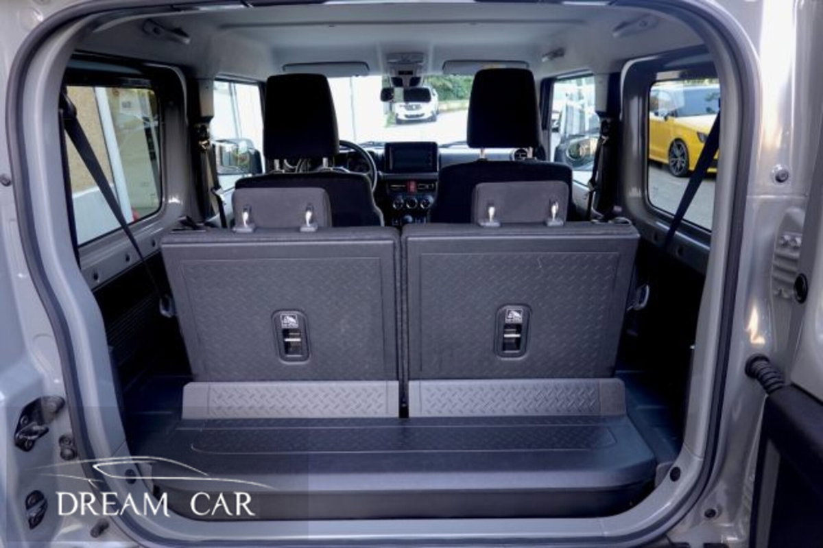 Suzuki Jimny 1.5 5MT Top (13)