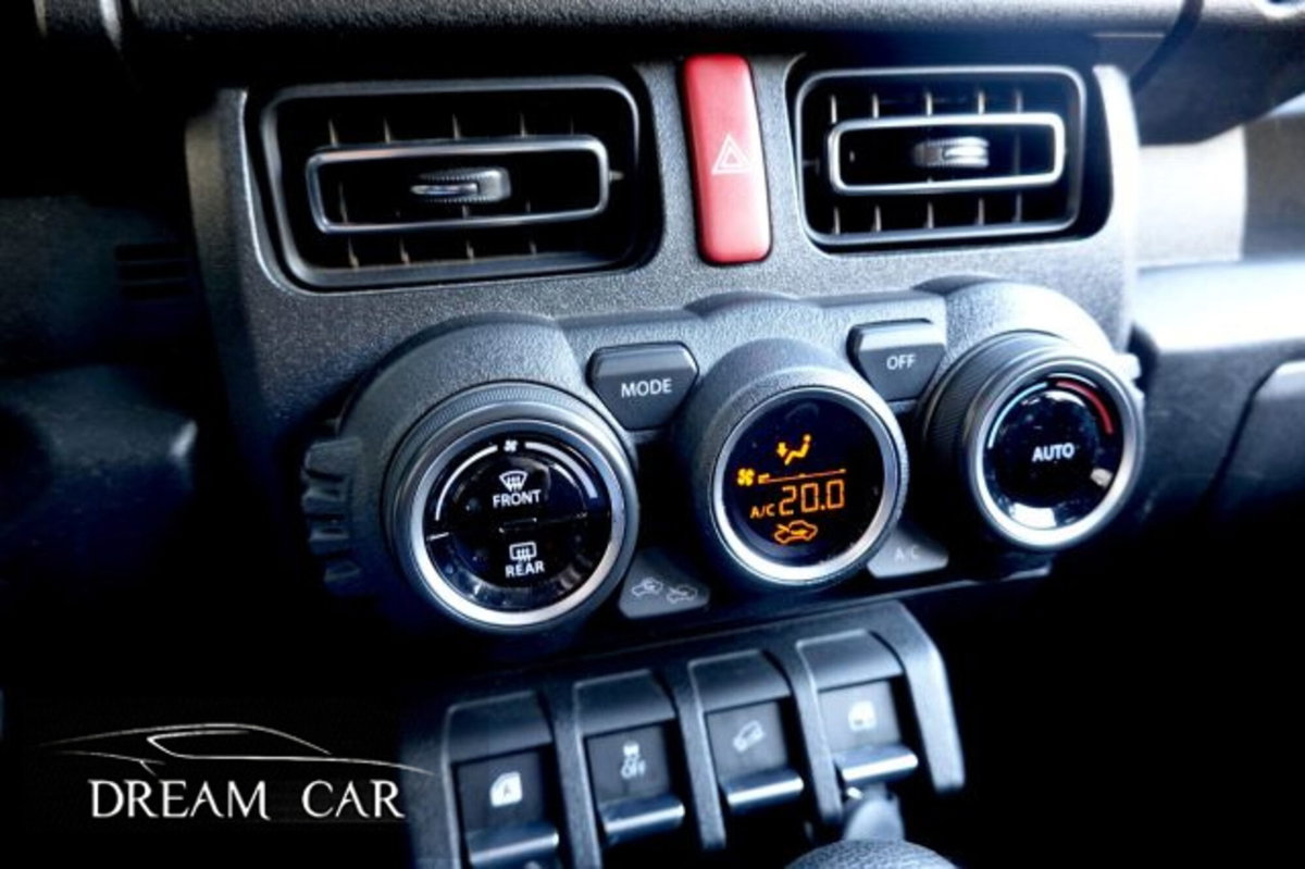 Suzuki Jimny 1.5 5MT Top (16)