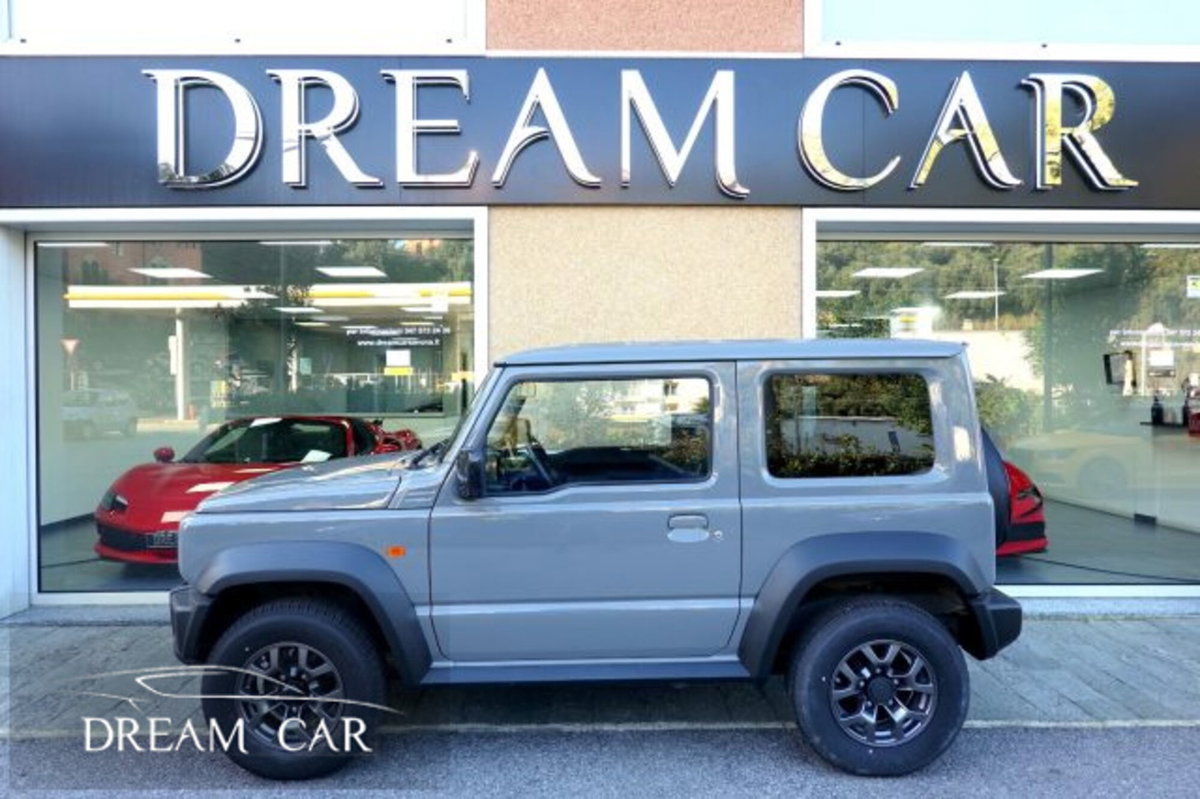 Suzuki Jimny 1.5 5MT Top (2)