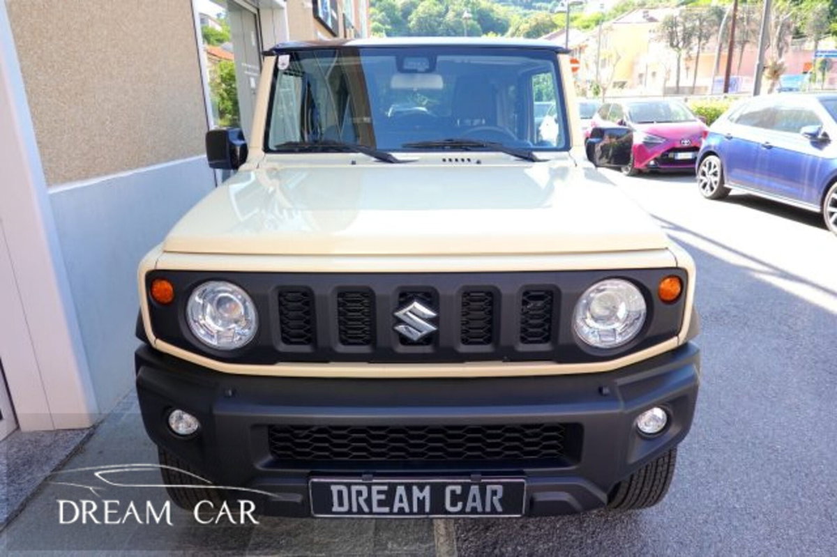 Suzuki Jimny 1.5 5MT Top (7)