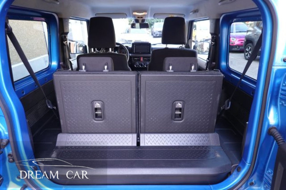 Suzuki Jimny 1.5 5MT Top (12)