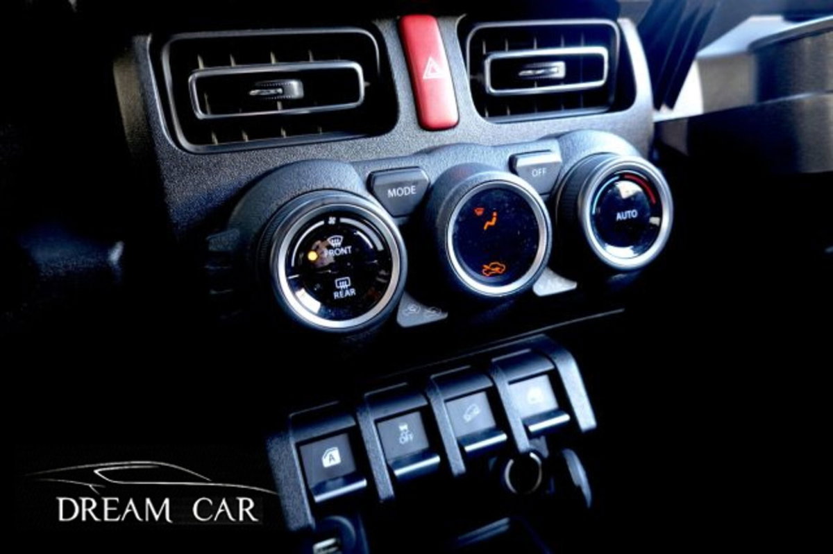 Suzuki Jimny 1.5 5MT Top (16)