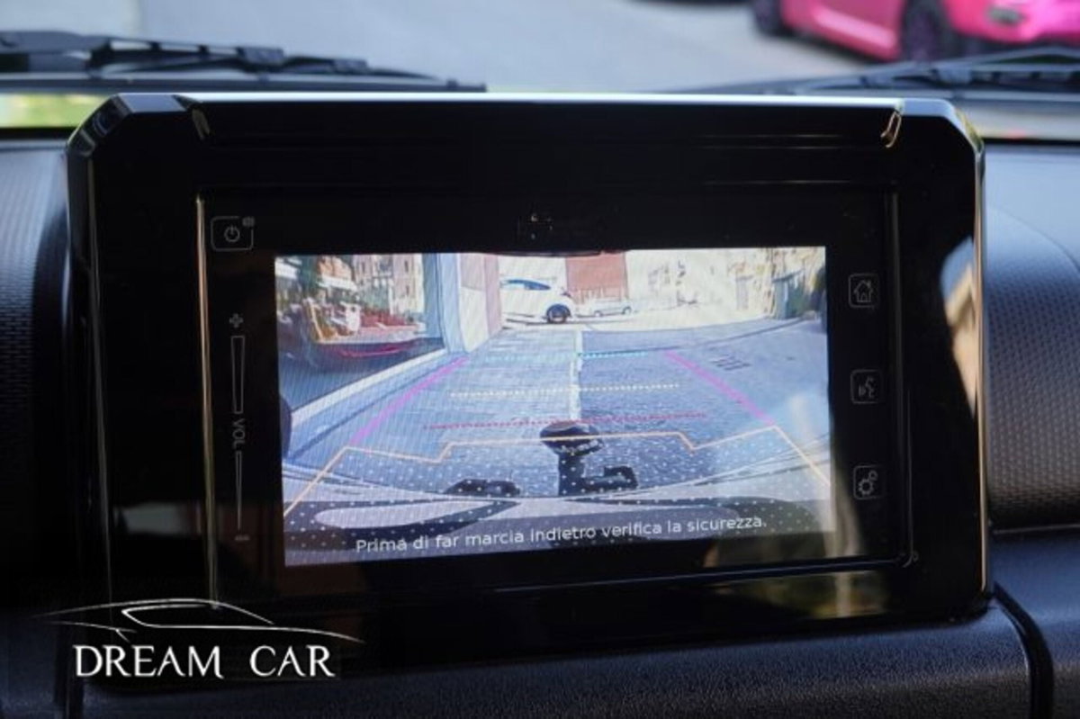 Suzuki Jimny 1.5 5MT Top (12)