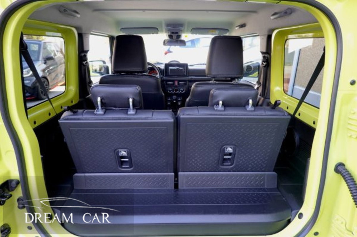 Suzuki Jimny 1.5 5MT Top (16)
