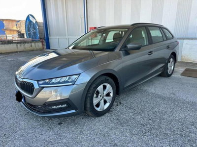Skoda Octavia Station Wagon 2.0 TDI EVO SCR DSG Wagon Executive usata
