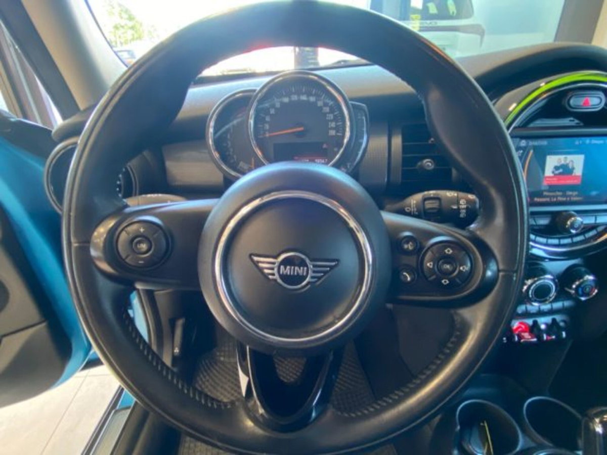 MINI Mini 1.5 Cooper 5 porte (7)