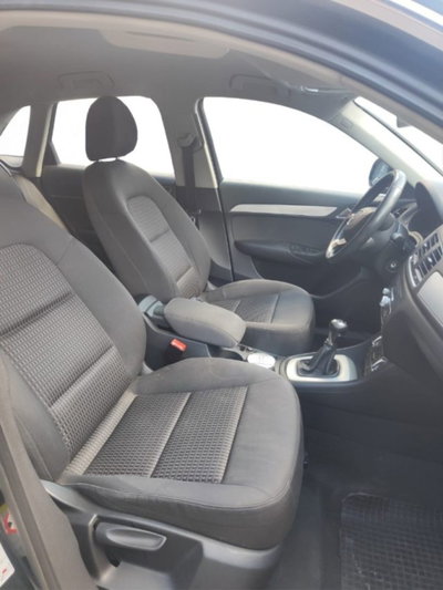 Audi Q3 2.0 TDI quattro Business (6)