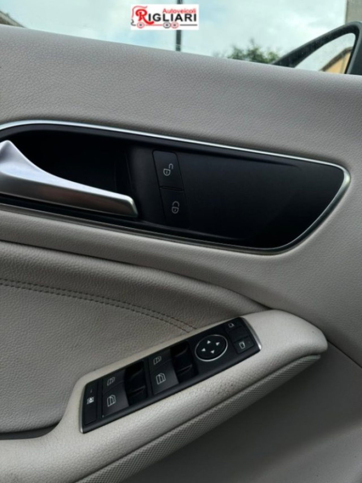 Mercedes-Benz CLA 180 d Automatic Executive (10)