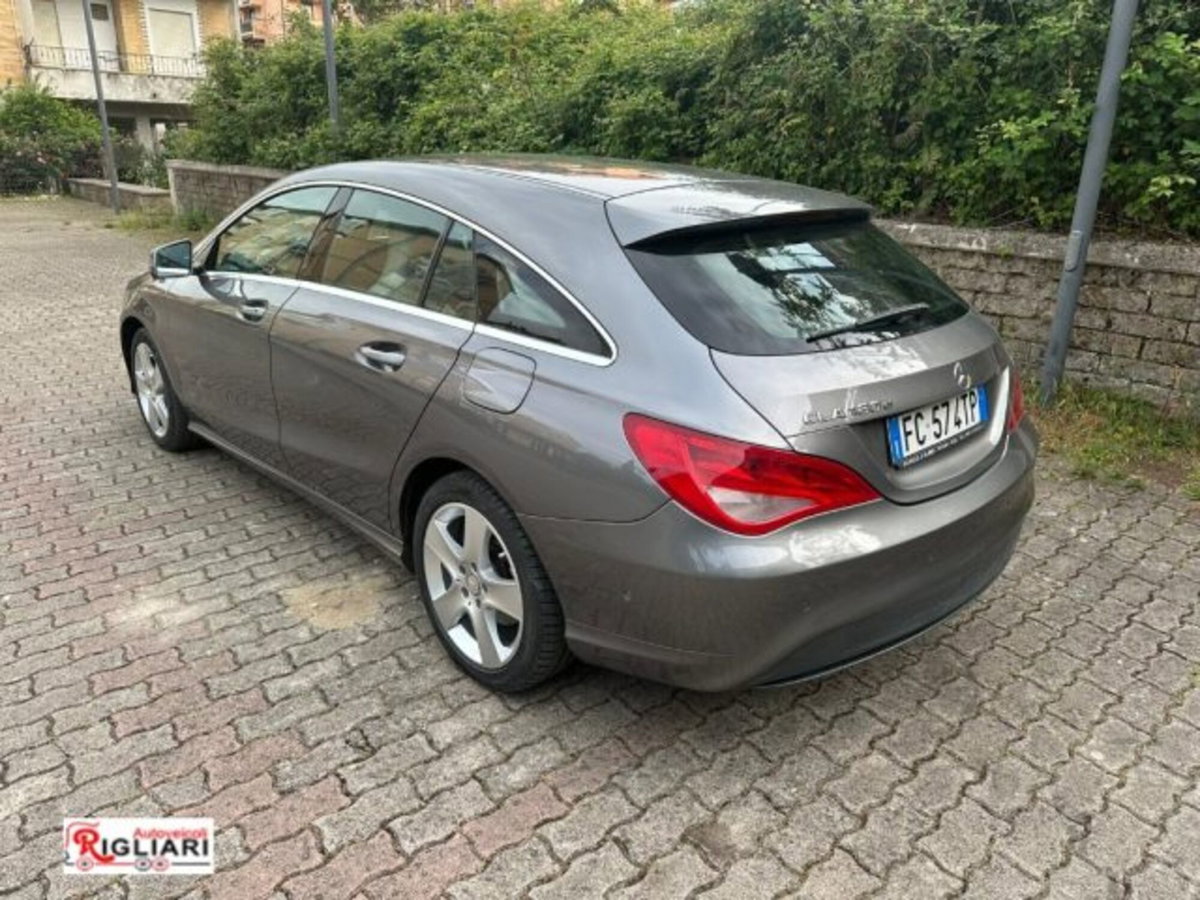 Mercedes-Benz CLA 180 d Automatic Executive (2)