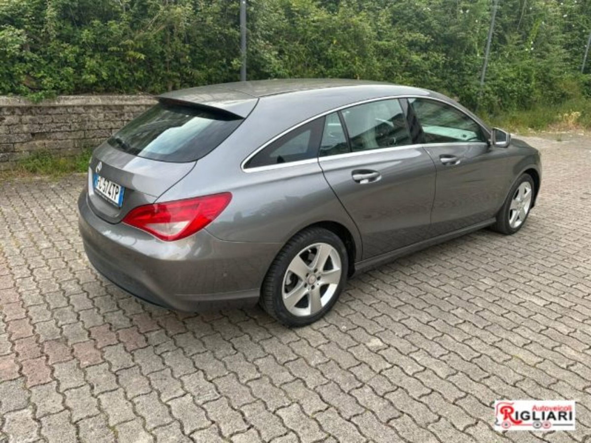 Mercedes-Benz CLA 180 d Automatic Executive (4)