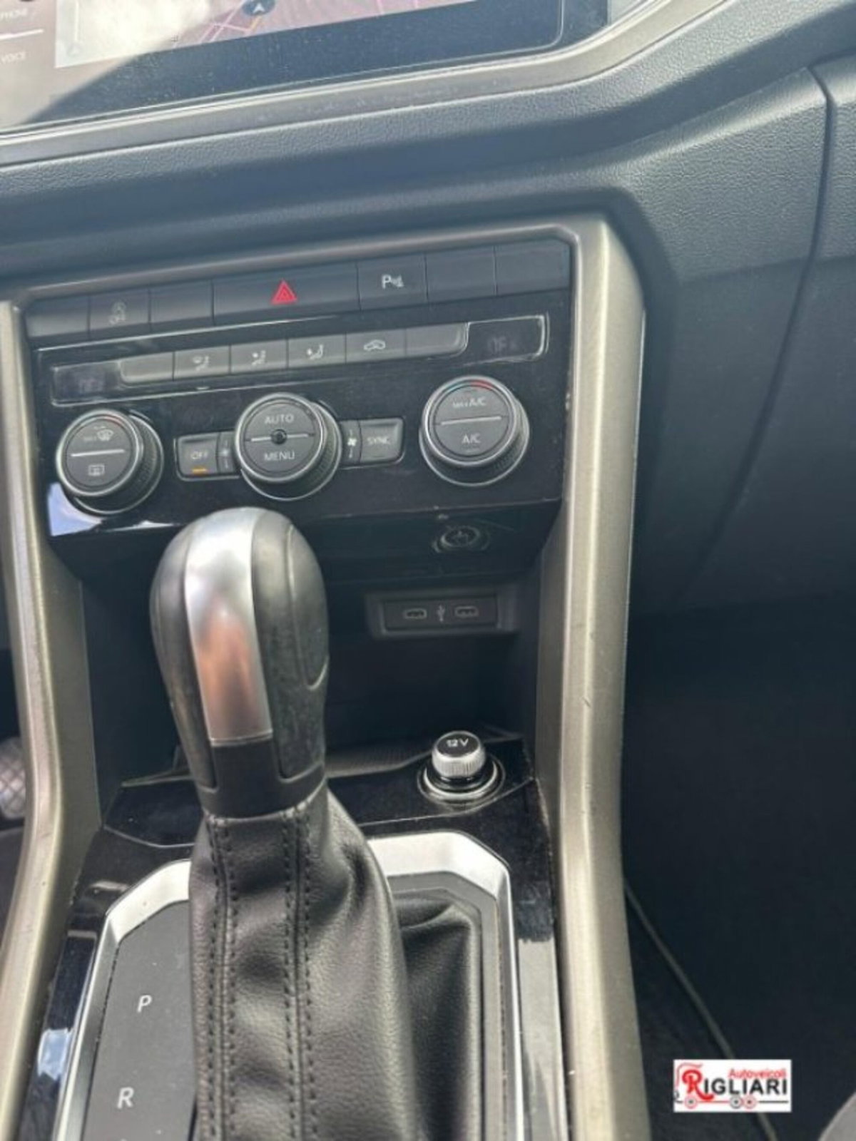Volkswagen T-Roc 2.0 TDI SCR 150 CV DSG Business BlueMotion Technology (11)
