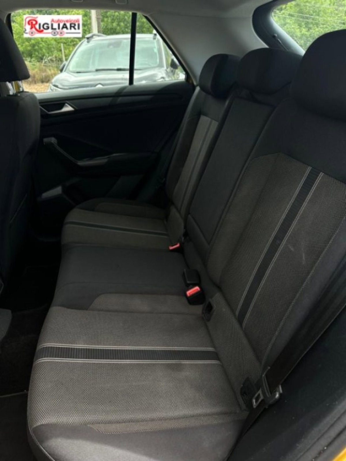 Volkswagen T-Roc 2.0 TDI SCR 150 CV DSG Business BlueMotion Technology (12)