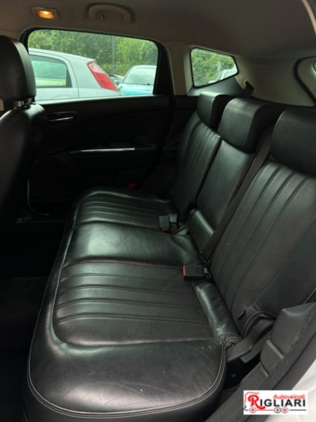 Lancia Delta 1.6 MJT DPF Business (11)