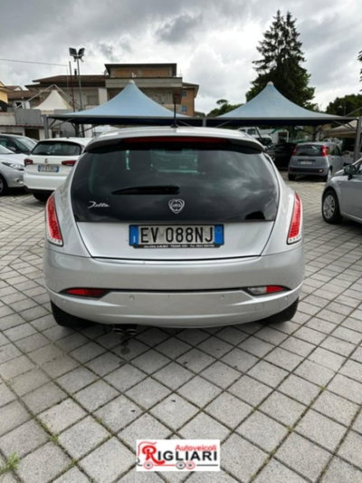 Lancia Delta 1.6 MJT DPF Business (2)