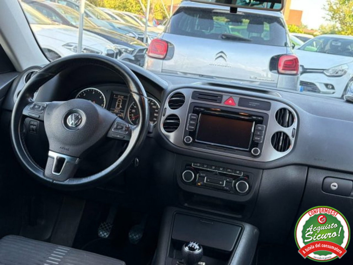 Volkswagen Tiguan 2.0 TDI DPF 4MOTION DSG Sport & Style (11)