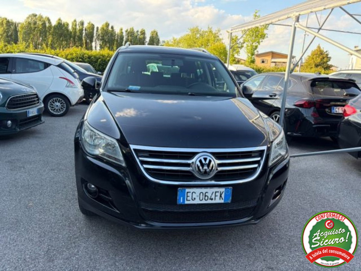 Volkswagen Tiguan 2.0 TDI DPF 4MOTION DSG Sport & Style (2)