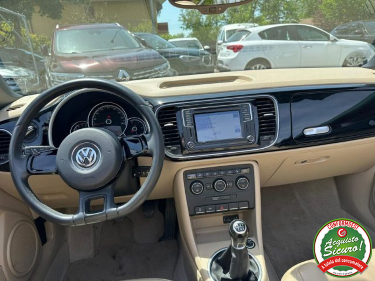 Volkswagen Maggiolino Cabrio 1.2 TSI Design BlueMotion Technology (12)