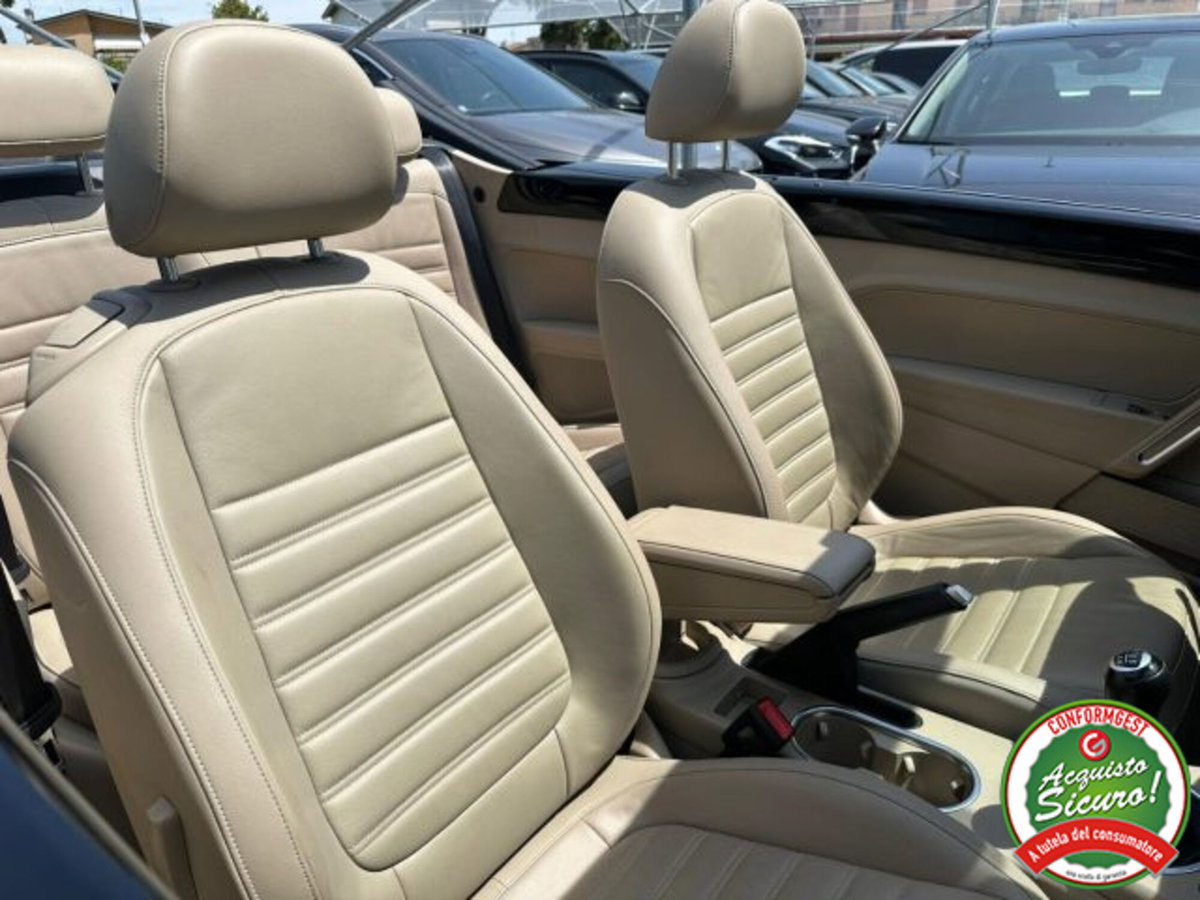 Volkswagen Maggiolino Cabrio 1.2 TSI Design BlueMotion Technology (13)