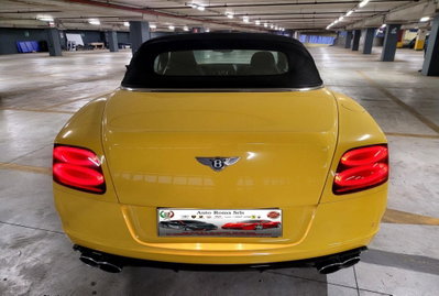 Bentley Continental GTC Continental GTC V8 S (4)