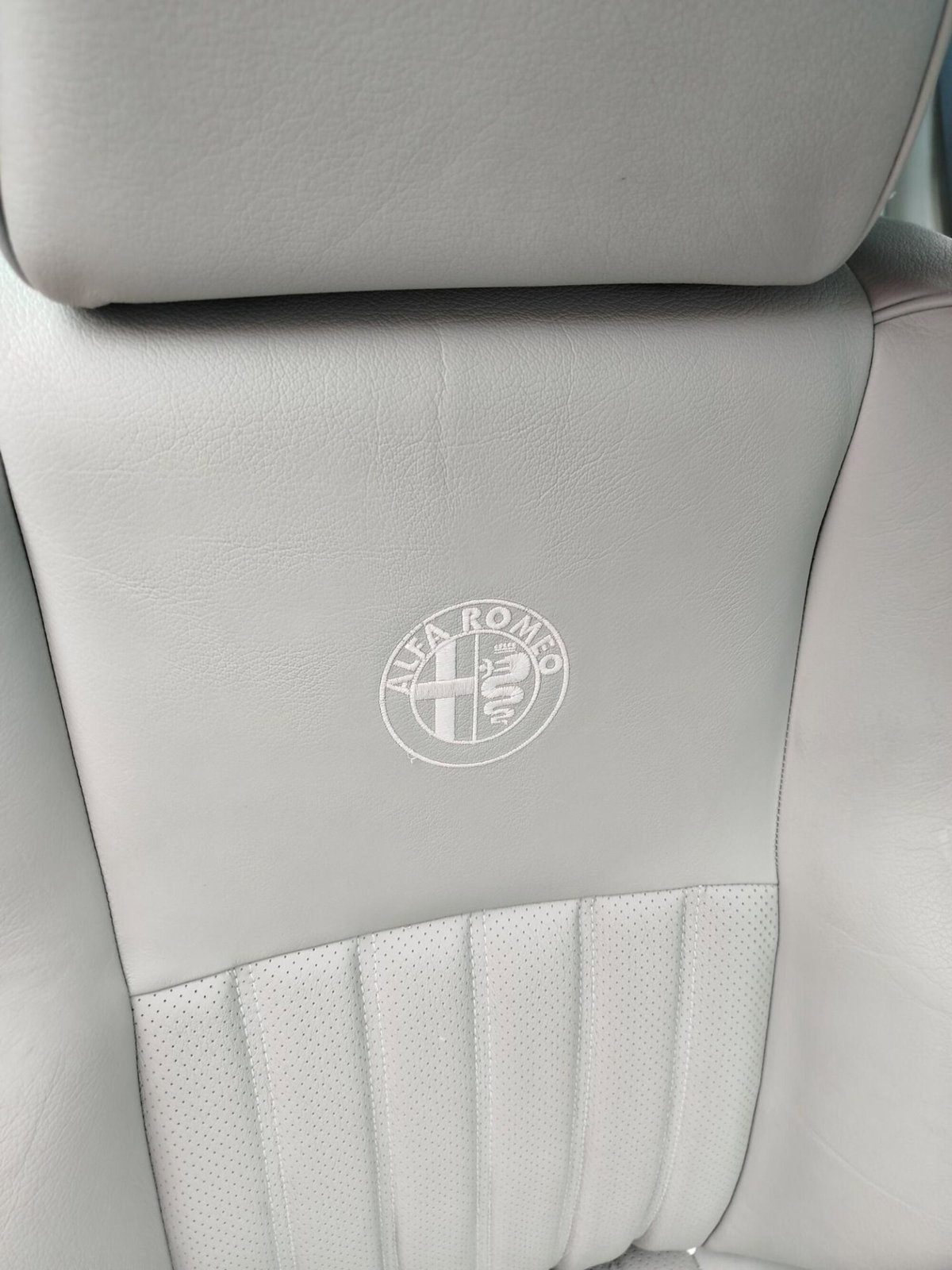 Alfa Romeo 166 2.4 JTD cat Distinctive (7)