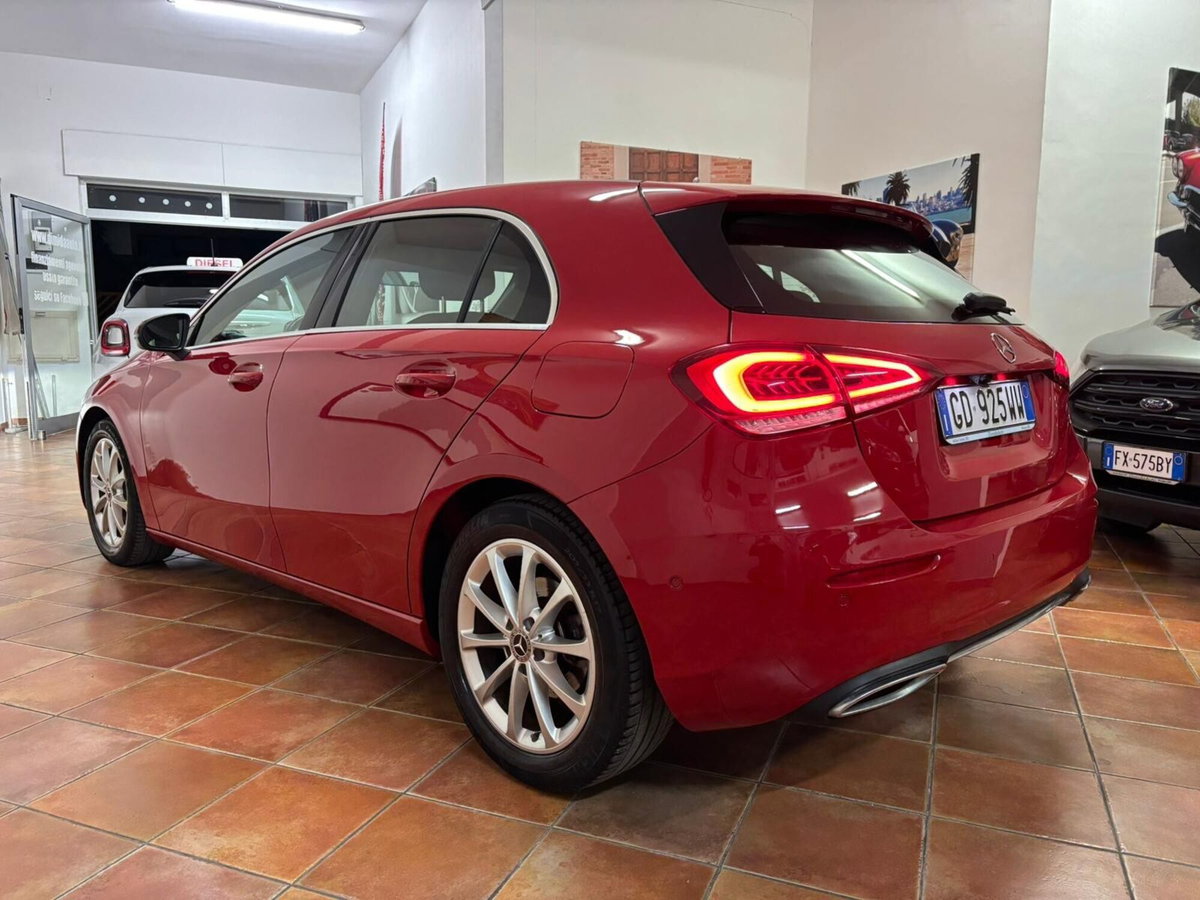 Mercedes-Benz Classe A 180 Sport (4)